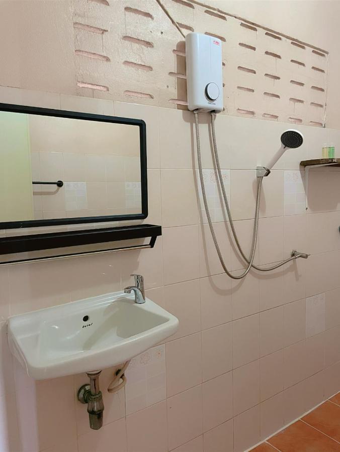 Baanyaiguesthouse Koh Mak Dış mekan fotoğraf