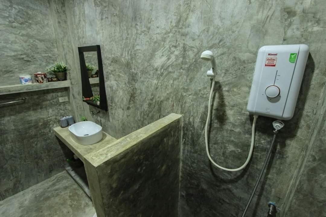 Baanyaiguesthouse Koh Mak Dış mekan fotoğraf